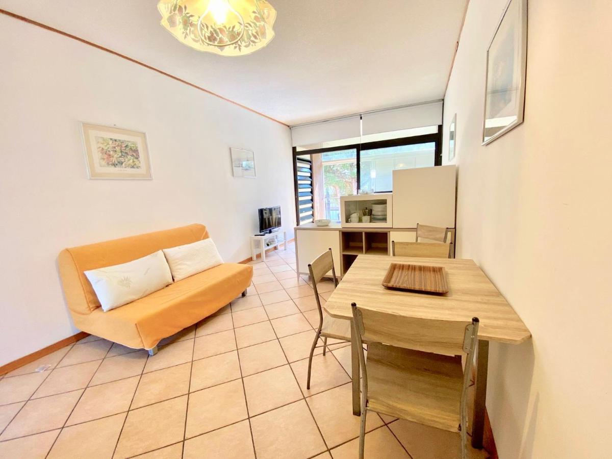 Apartments Via Dei Platani มารินา ดิ บิบโบนา ภายนอก รูปภาพ