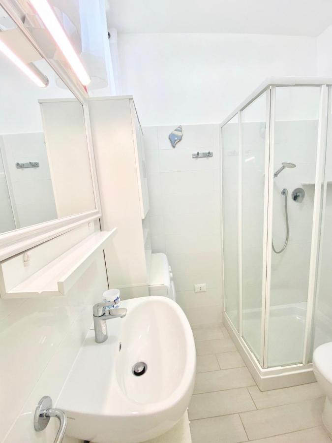Apartments Via Dei Platani มารินา ดิ บิบโบนา ภายนอก รูปภาพ