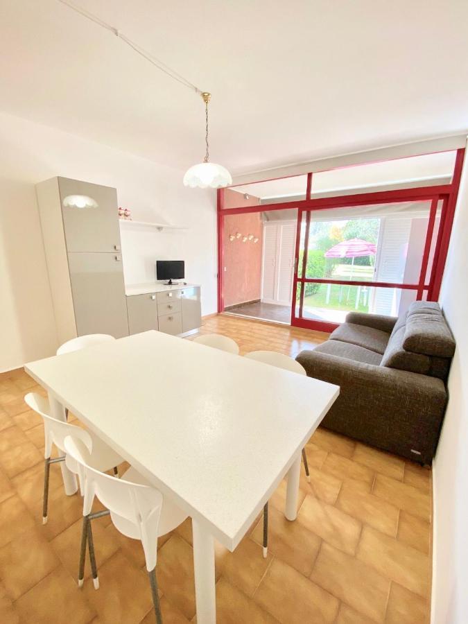 Apartments Via Dei Platani มารินา ดิ บิบโบนา ภายนอก รูปภาพ