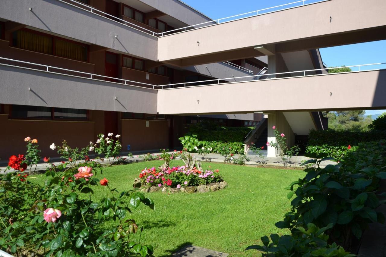 Apartments Via Dei Platani มารินา ดิ บิบโบนา ภายนอก รูปภาพ