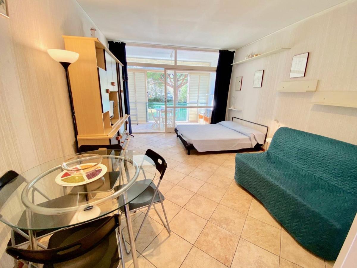 Apartments Via Dei Platani มารินา ดิ บิบโบนา ภายนอก รูปภาพ