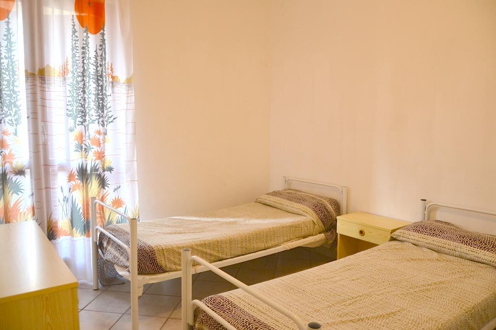 Apartments Via Dei Platani มารินา ดิ บิบโบนา ภายนอก รูปภาพ